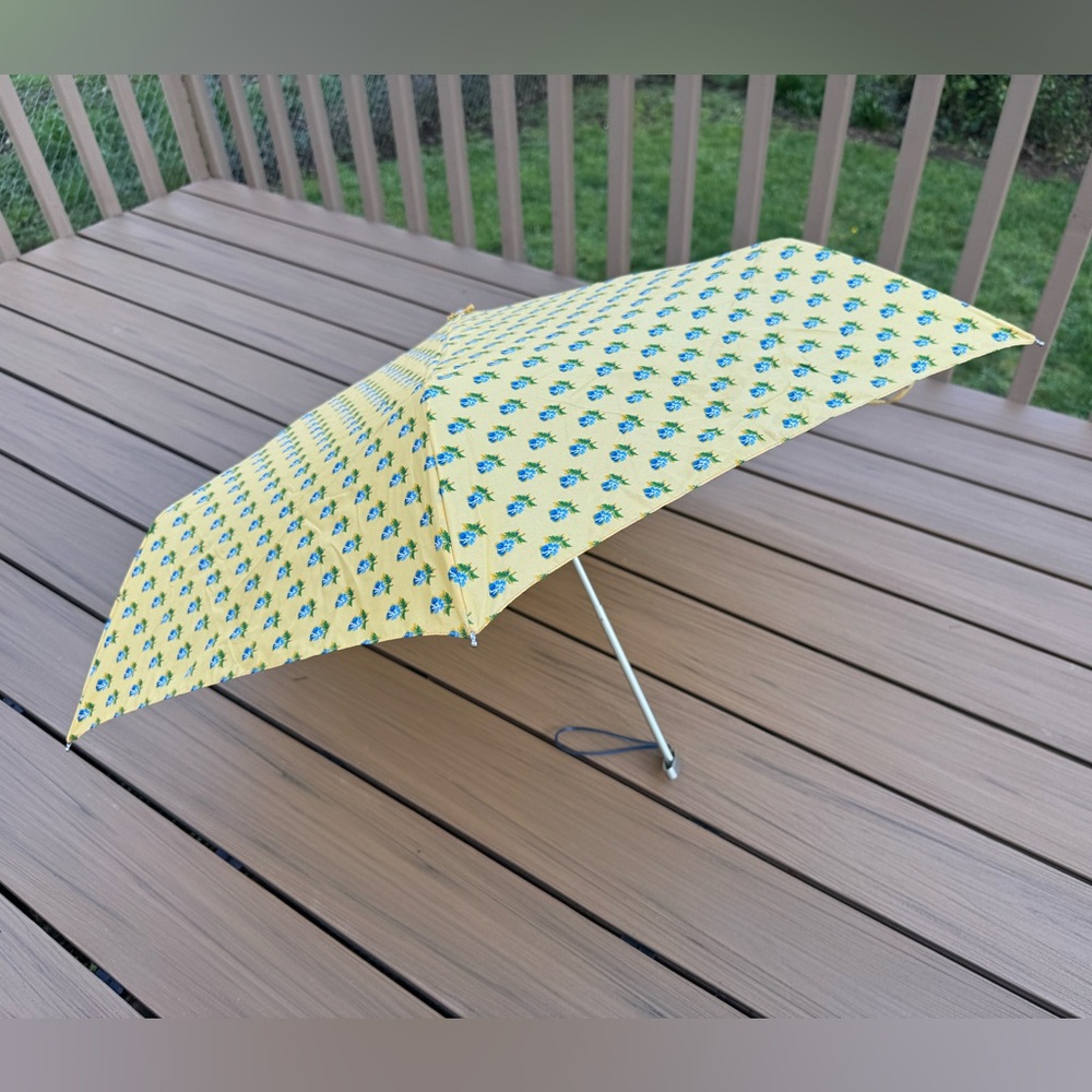 Vintage Vera Bradley Katherine Print Umbrella Bright Yellow & Blue Floral Print - Picture 2 of 8